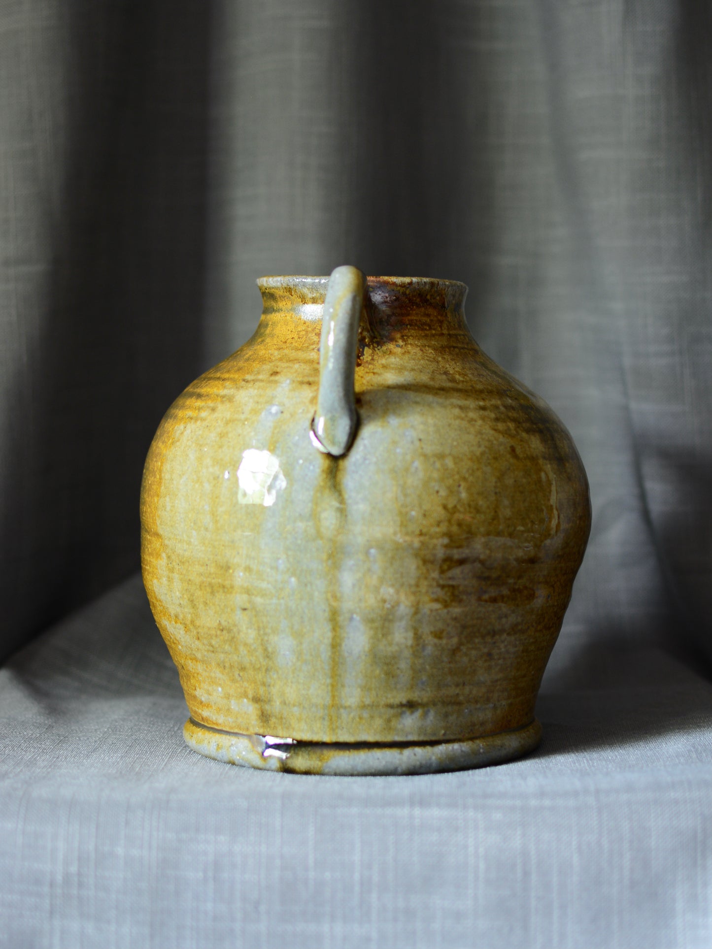 Tea Dust Jug