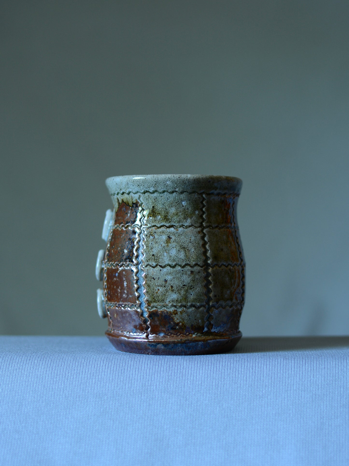 Tiny Button Mug 1