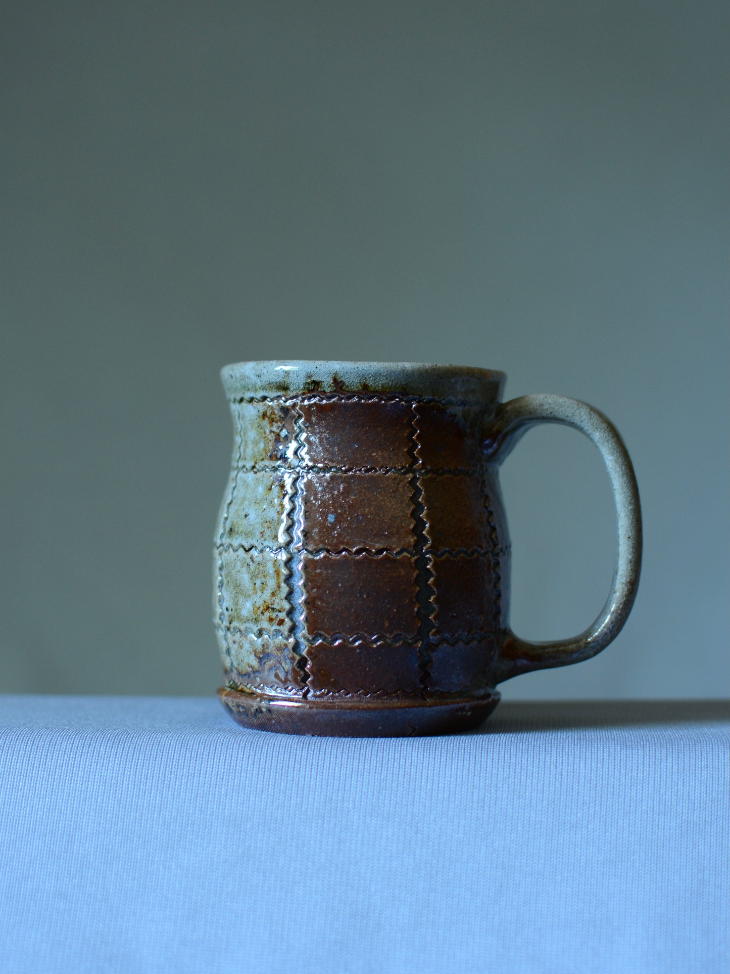 Tiny Button Mug 1