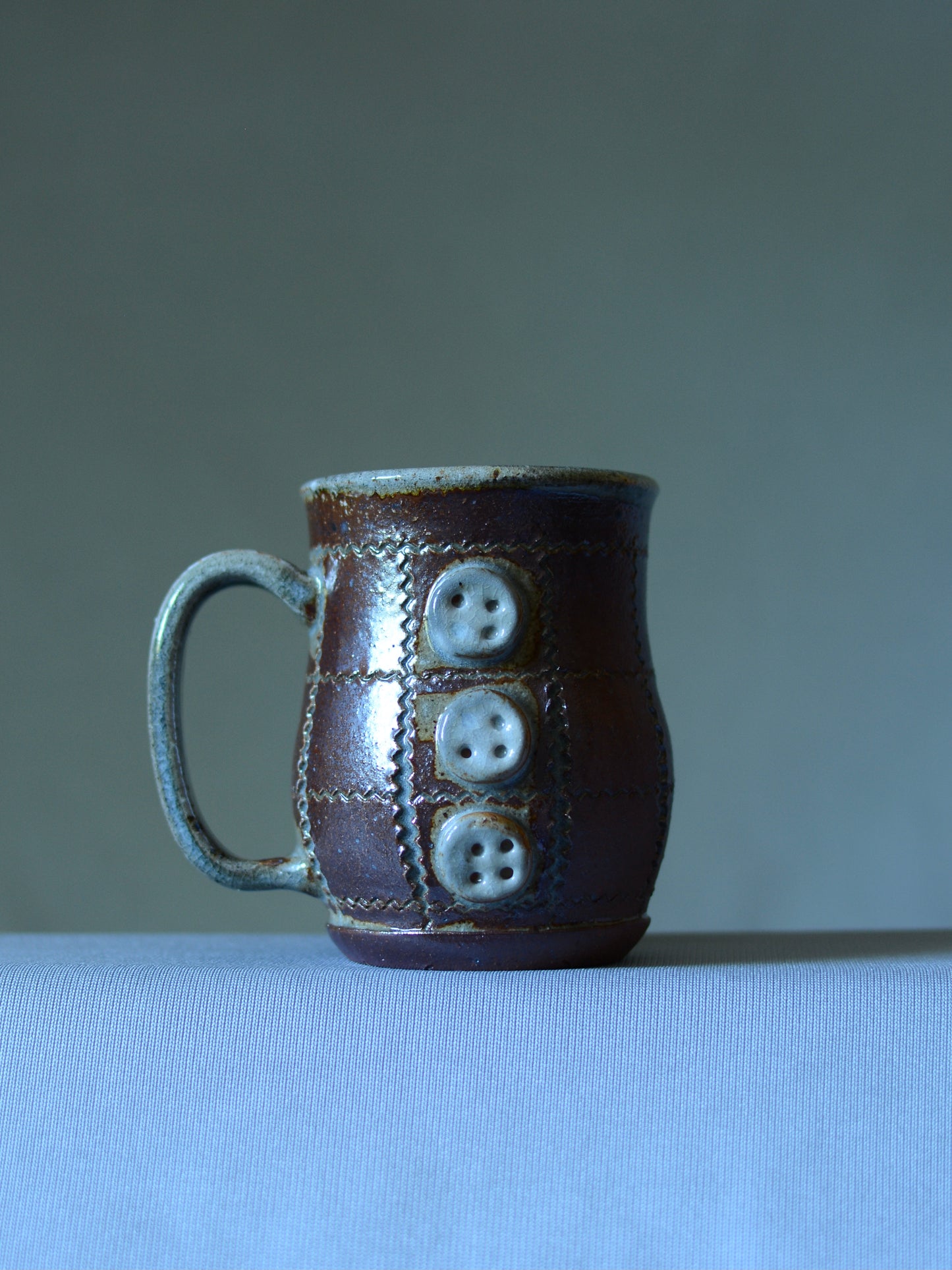 Small Button Mug 2