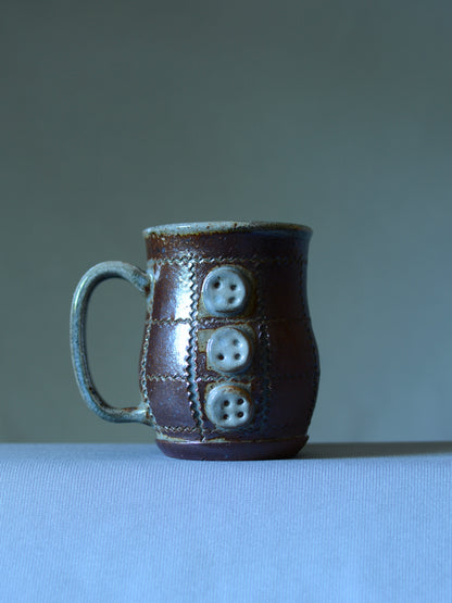 Small Button Mug 2