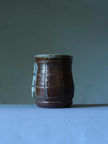Small Button Mug 3