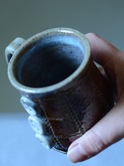Small Button Mug 3