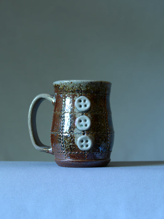 Small Button Mug 4