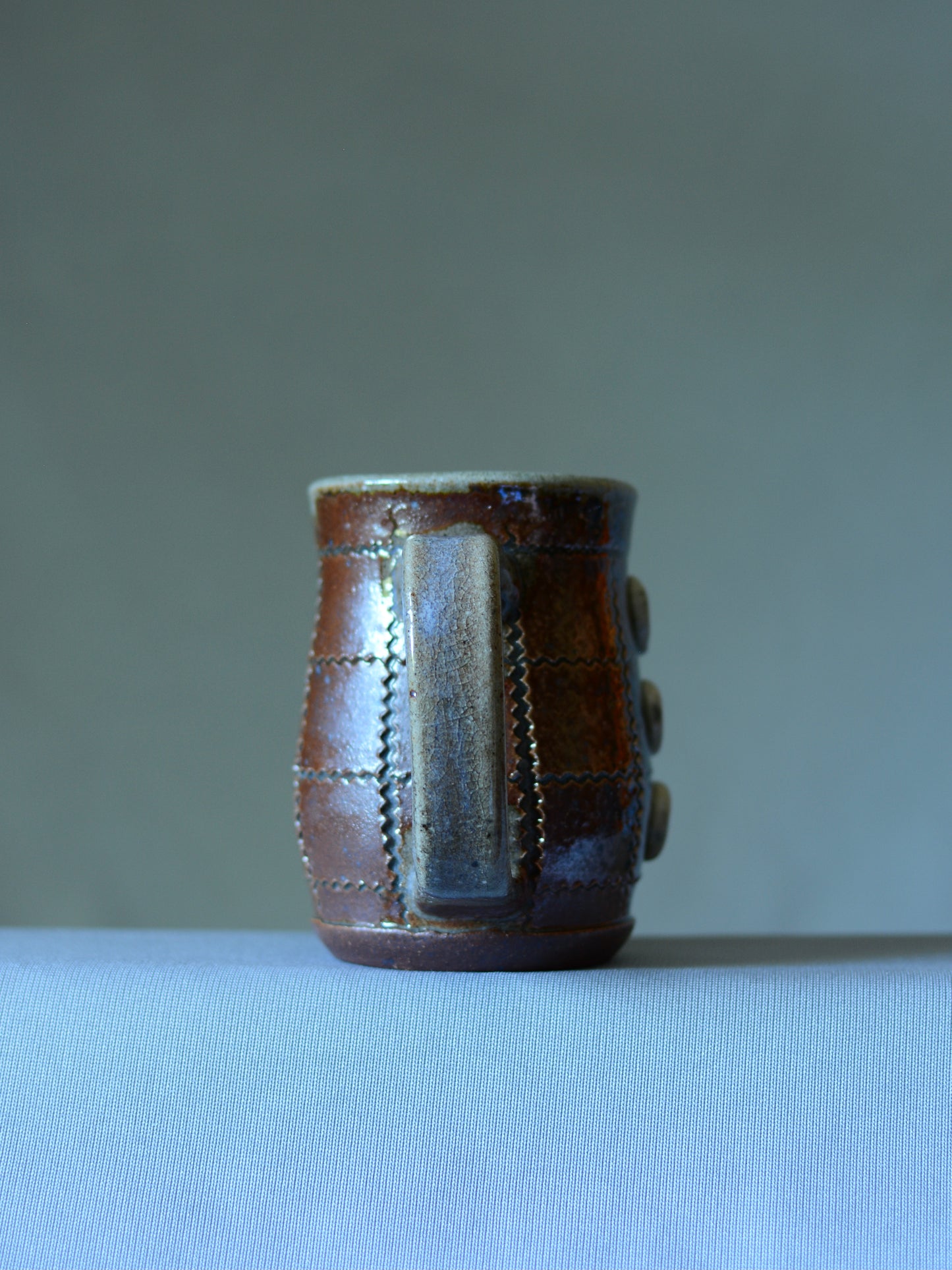 Small Button Mug 4