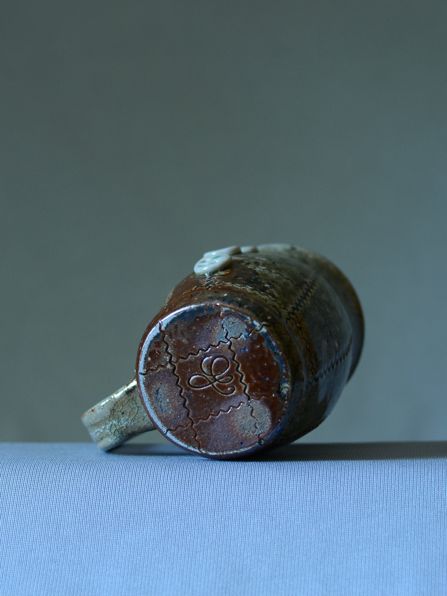 Small Button Mug 5