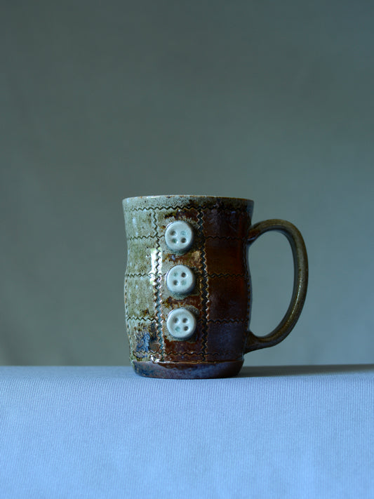 Small Button Mug 6 *LEFTY*