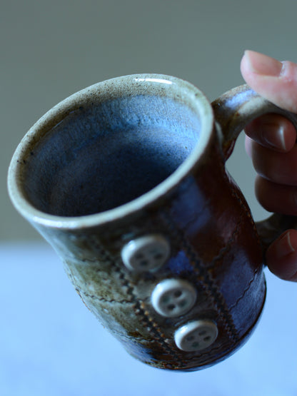 Small Button Mug 6 *LEFTY*