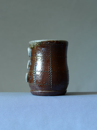Button Mug 8